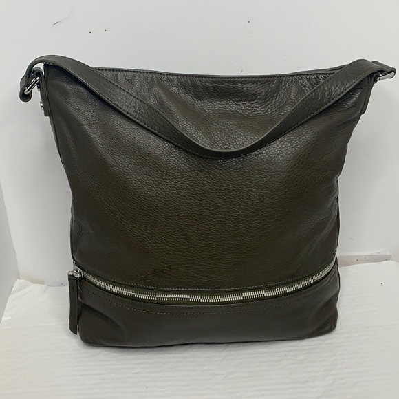 Margot Hobo in Forrest green with silver tone - Picture 1 of 8